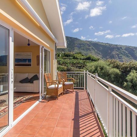 Villa In Protected Space In Front Of The Sea Los Realejos Esterno foto