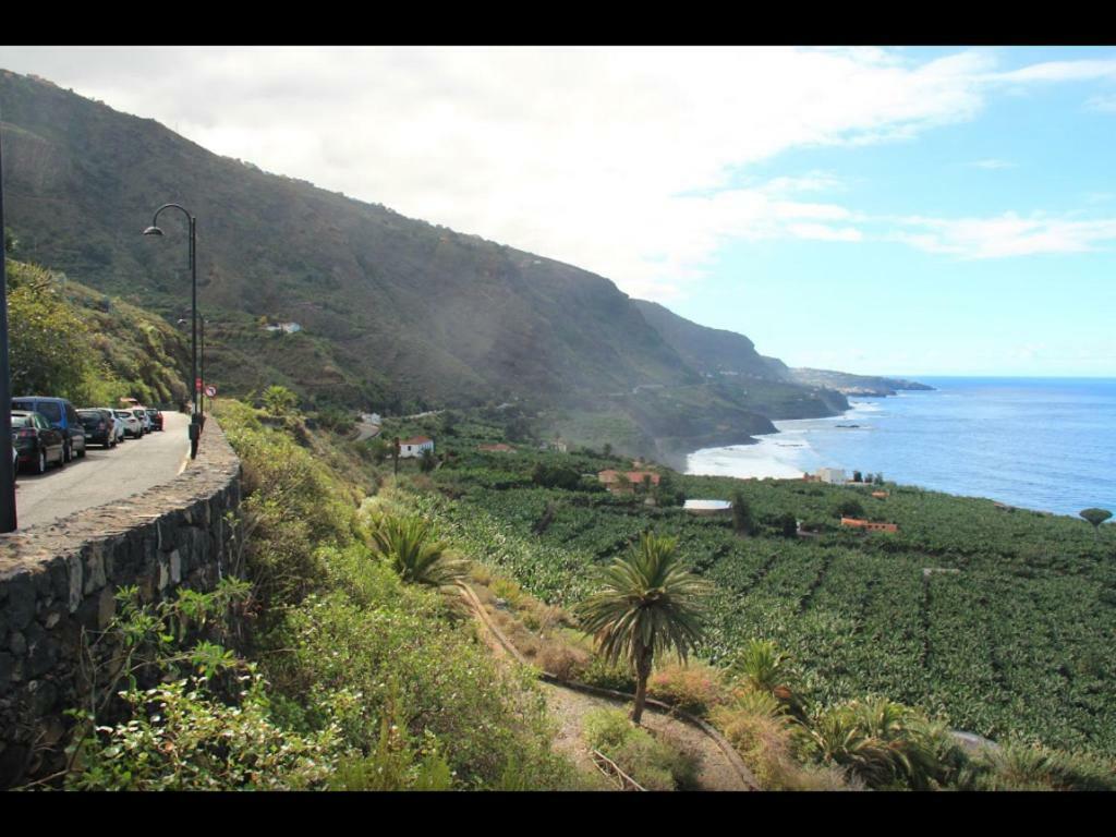 Villa In Protected Space In Front Of The Sea Los Realejos Esterno foto