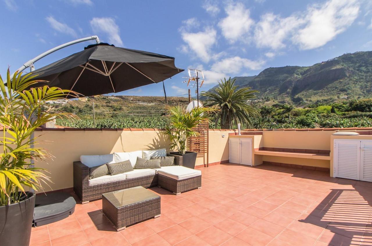 Villa In Protected Space In Front Of The Sea Los Realejos Esterno foto